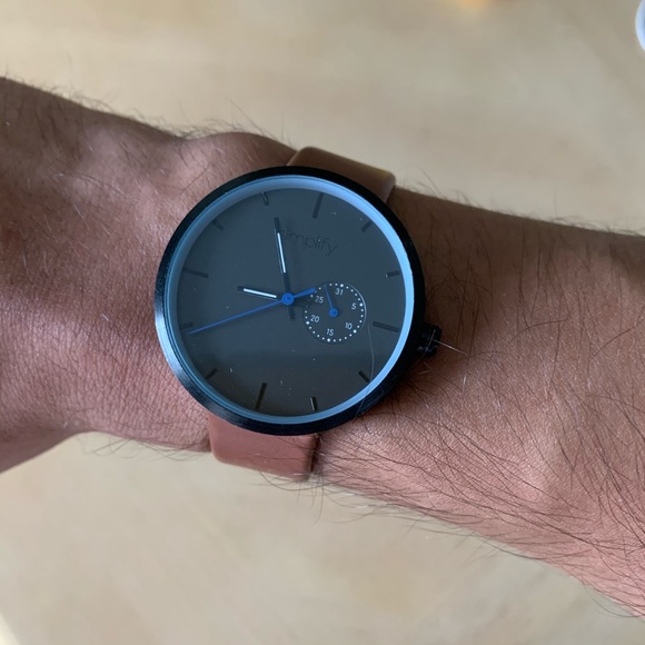 Simplify 3900 Watch - Picture 2 of 6